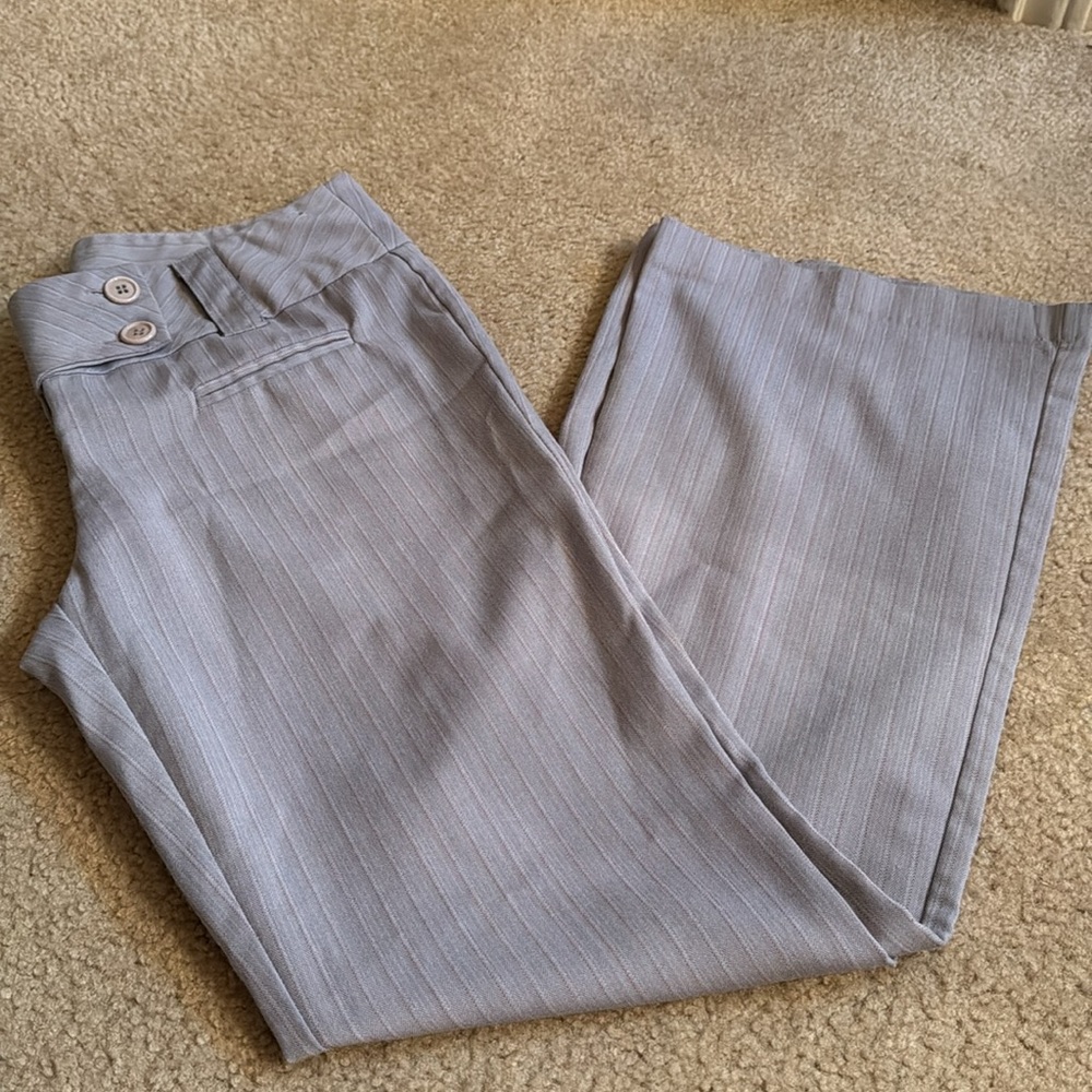 JUNIORS - Gray Stripe Dress Pants - Size 9